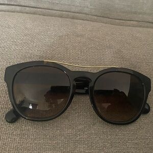 ✨ Dolce & Gabbana DG 4274 Tortoiseshell Sunglasses ✨